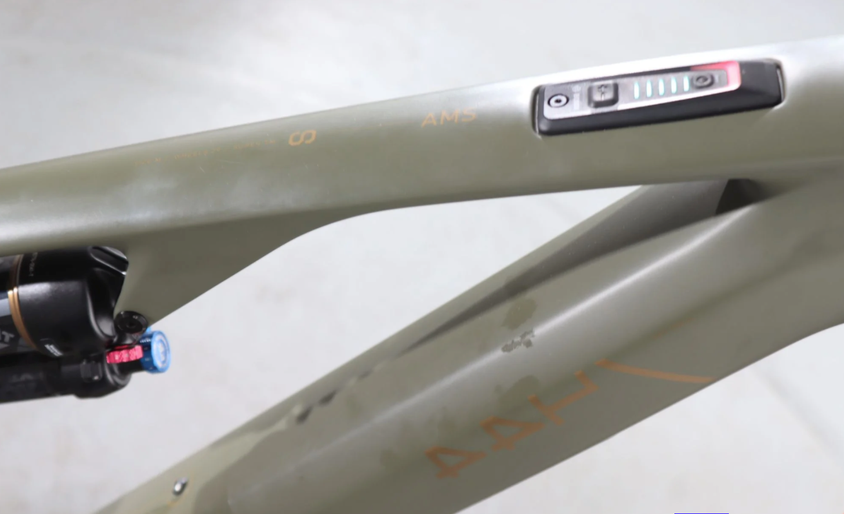 Cube AMS Hybrid ONE44 C:68X   ( Año 2025  )