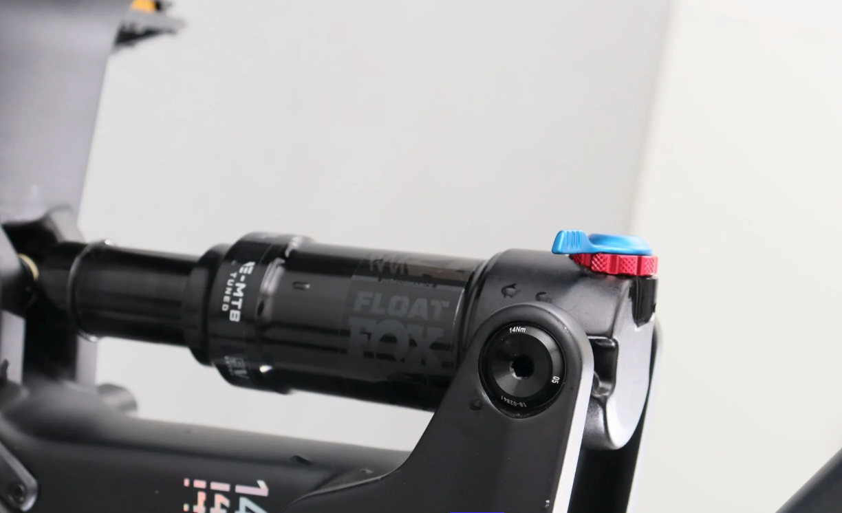 Cube Stereo Hybrid 140 Hpc Slx 750   ( Año 2024  )
