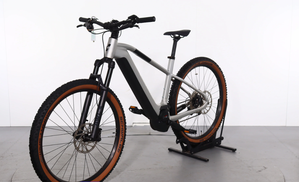 Cube Reaction Hybrid SLX Año 2023