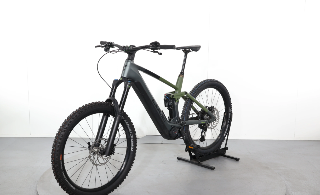 Cube Stereo Hybrid 160 HPA ActionTeam 500   Año 2023