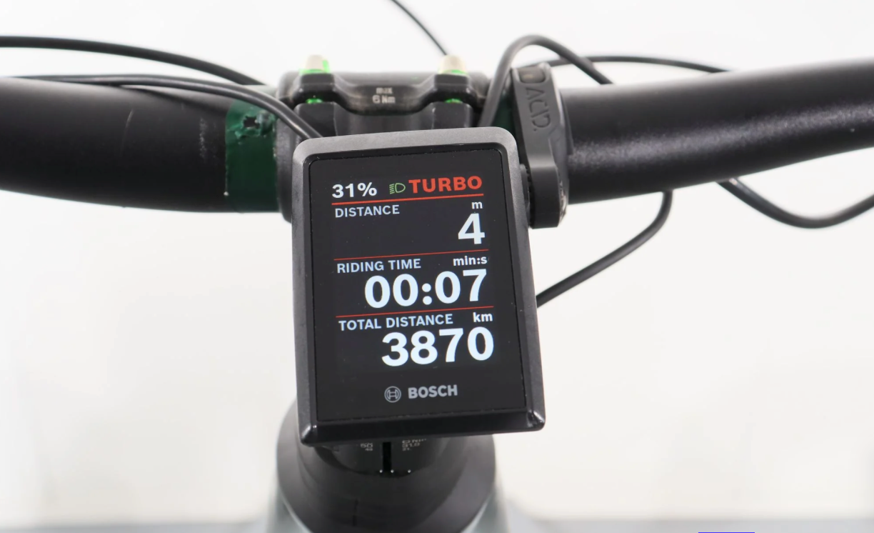 Cube Stereo Hybrid 160 HPA ActionTeam 500   Año 2023