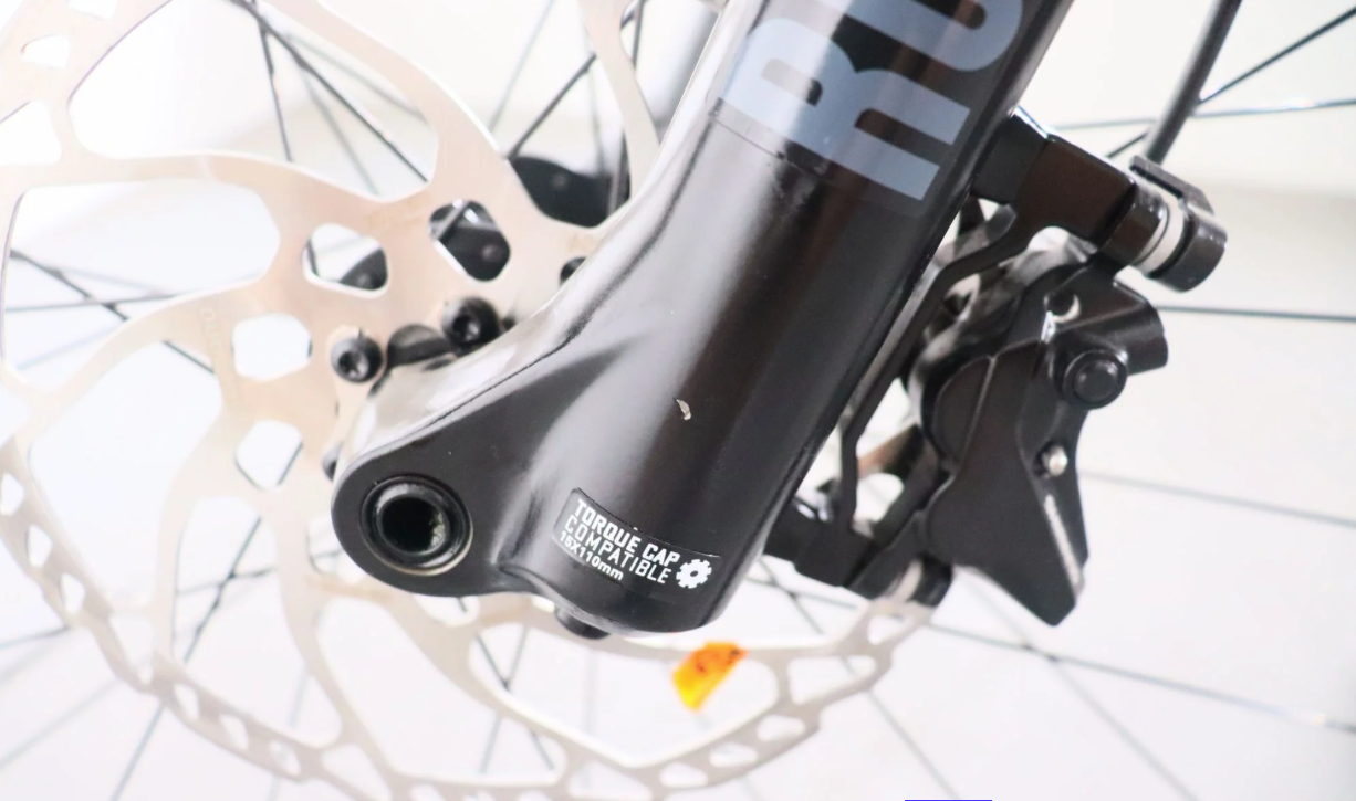 Trek E-Caliber 9.6   Año 2022