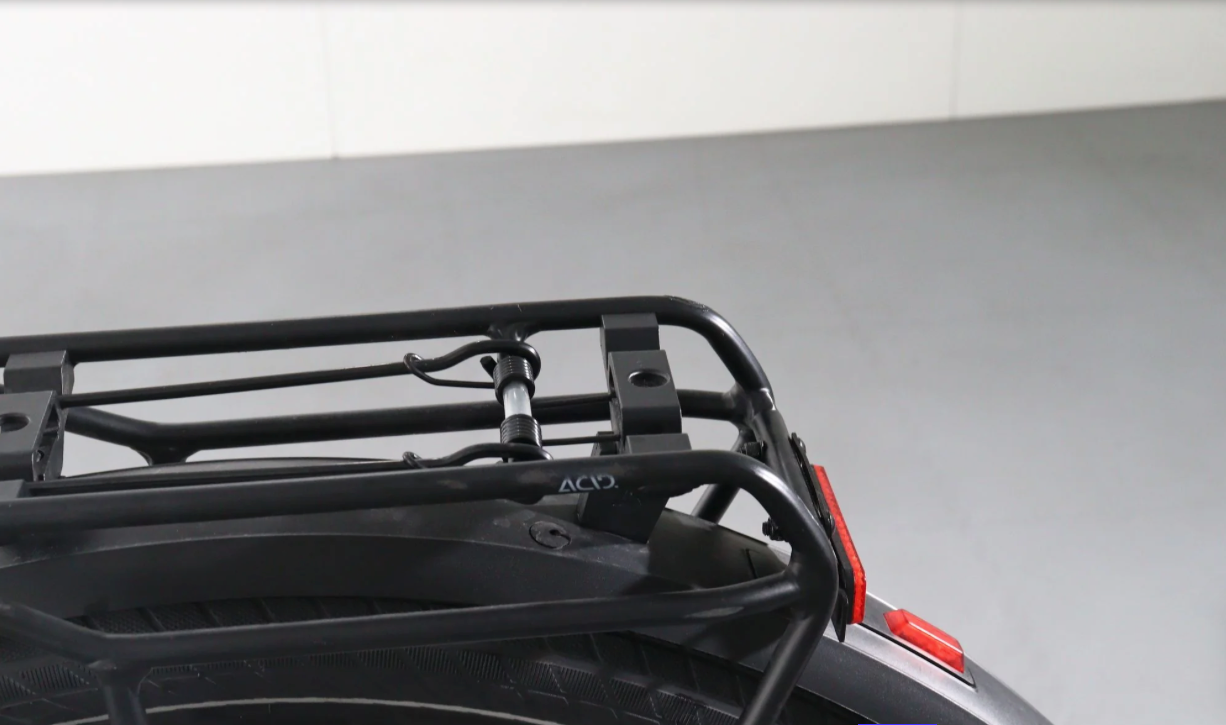 Cube Touring Hybrid Pro    Año 2023