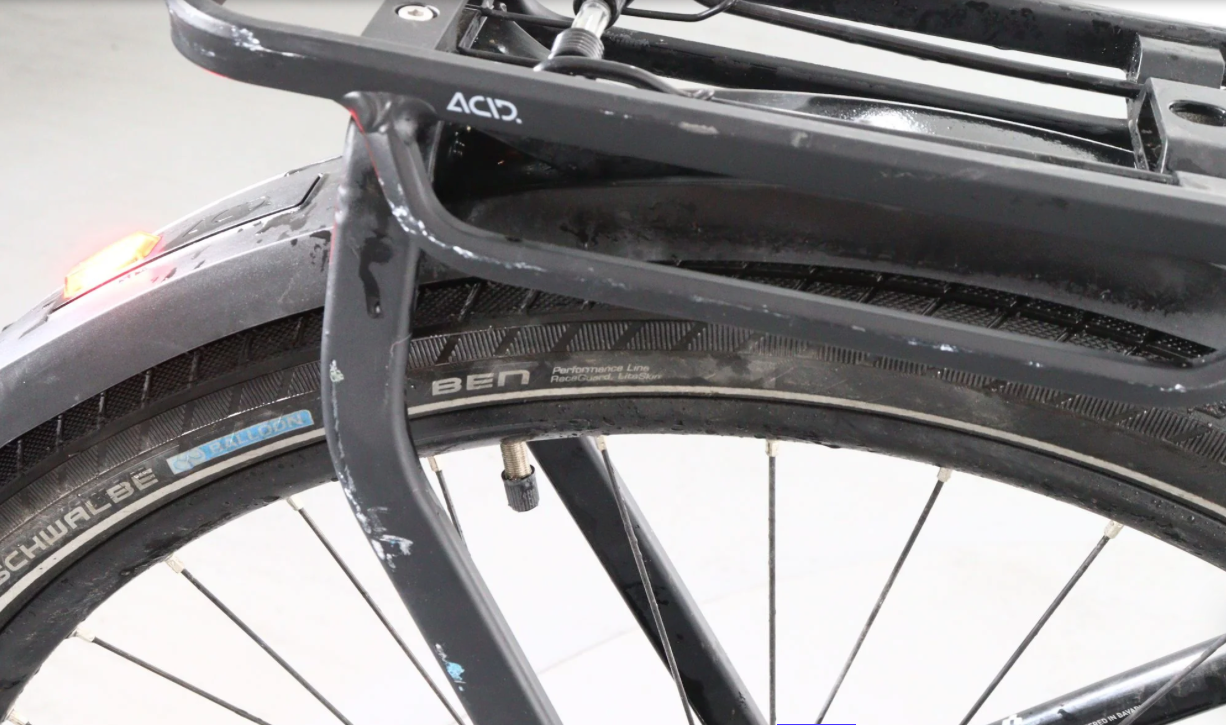 Cube Touring Hybrid Pro 625    Año 2023