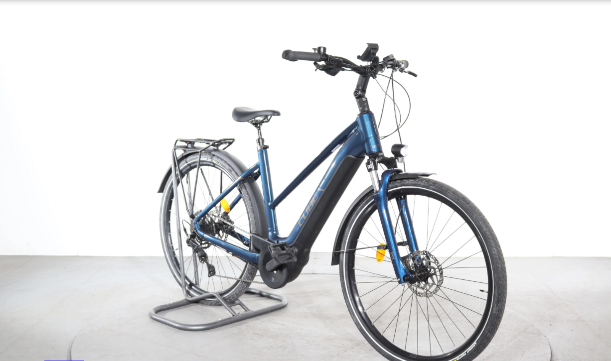 Cube Touring Hybrid One 500   Año 2024