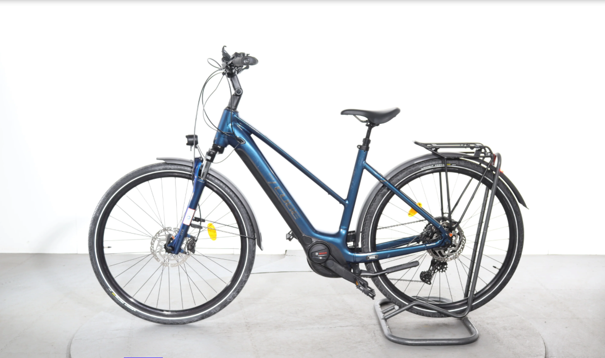Cube Touring Hybrid One 500   Año 2024
