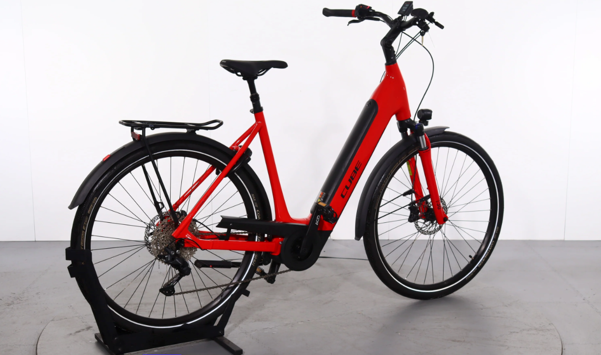Cube Supreme Sport Hybrid Pro    Año 2024