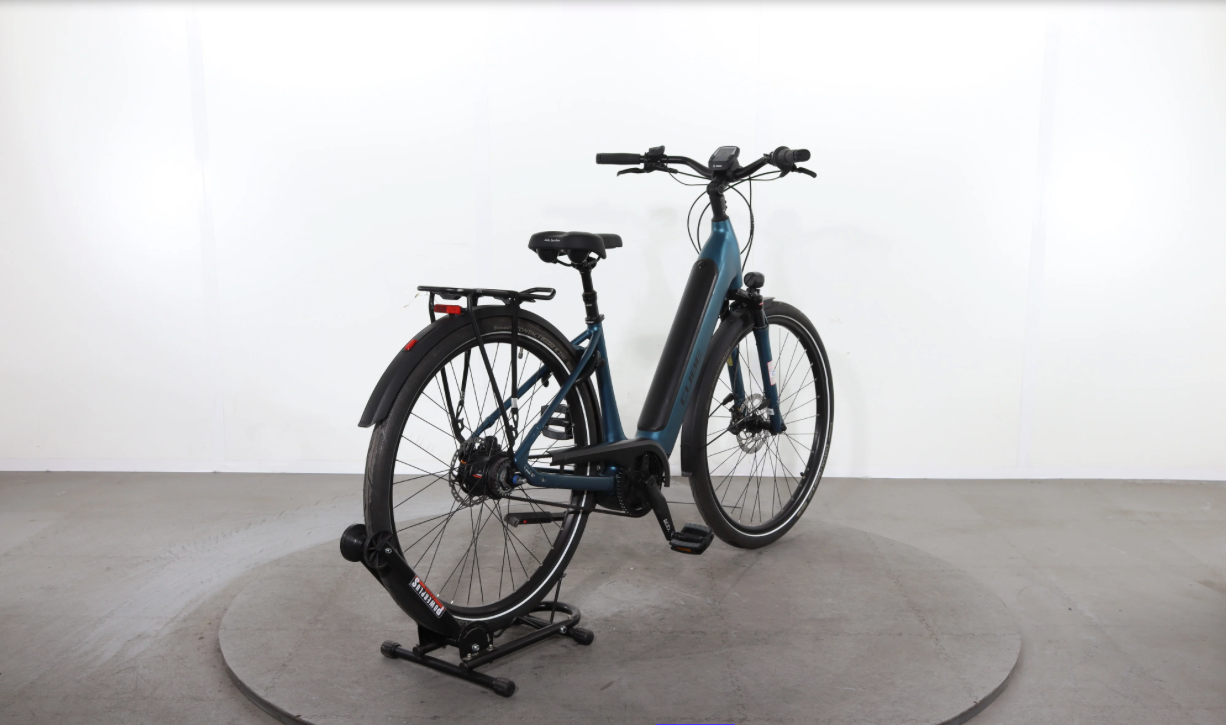 Cube Supreme Rt Hybrid Exc 500   Año 2023