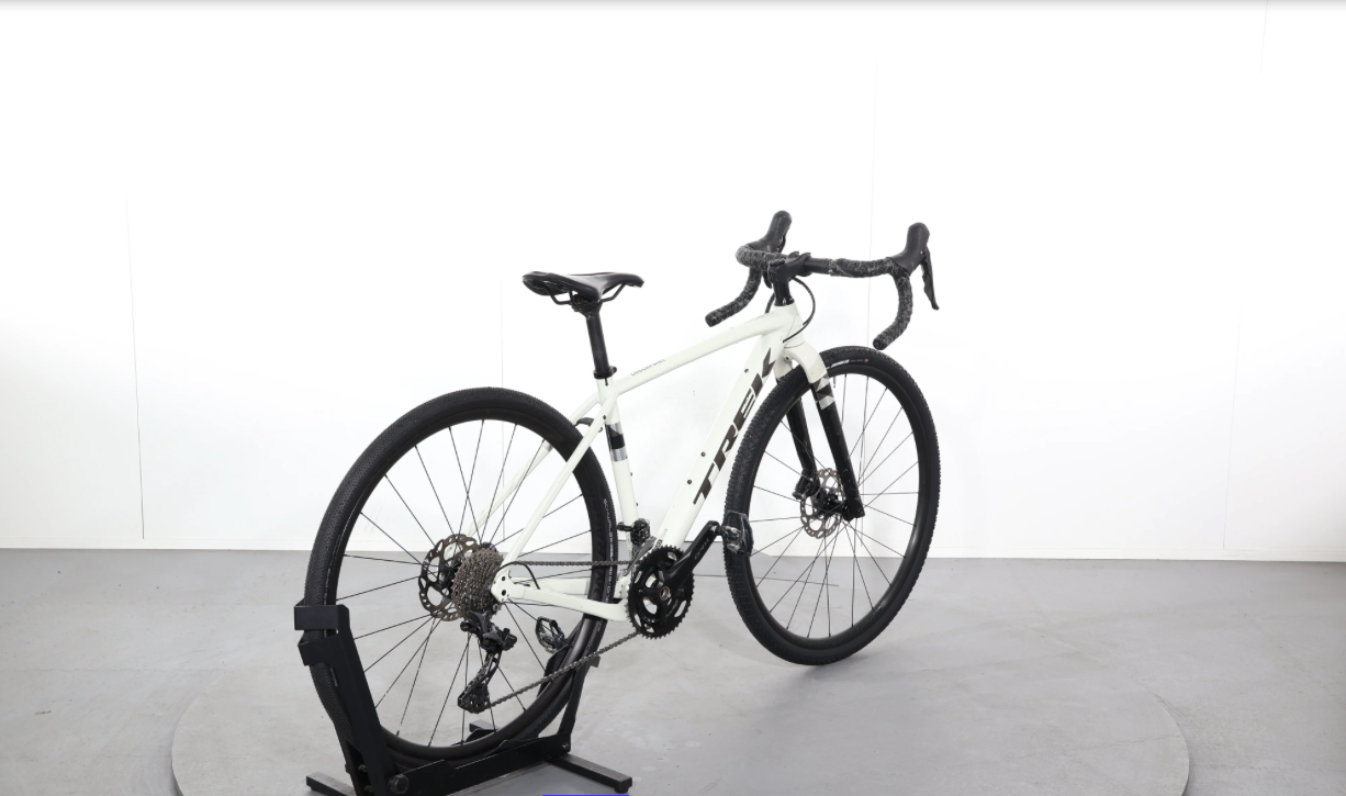 Trek Checkpoint Alr 5    Año 2025